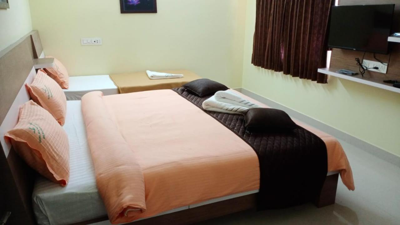 Giri Nandhana Residency Yelagiri Luaran gambar
